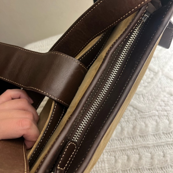 Coach Suede Brown Hamptons Shoulder Bag 🤎 - Picture 10 of 15